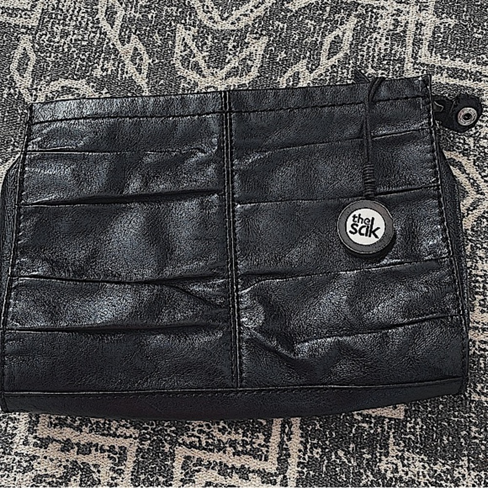 NWOT The Sak Black 100% Leather Versatile Clutch Purse